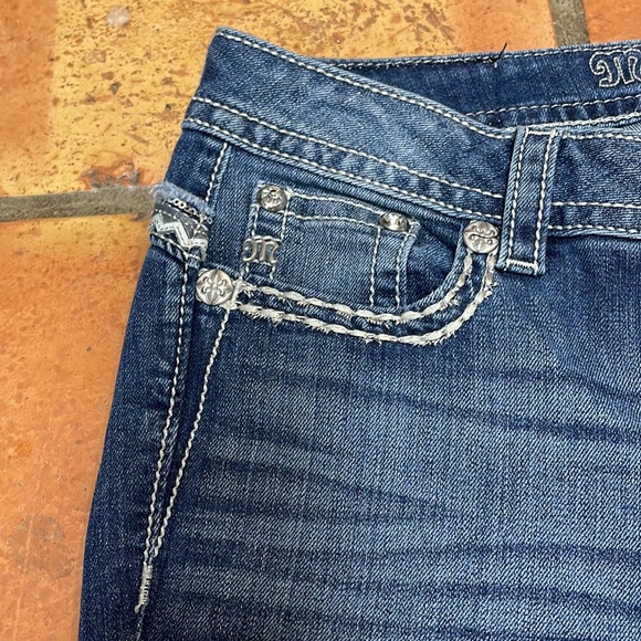 Miss Me Signature Boot Jeans - Picture 8 of 13